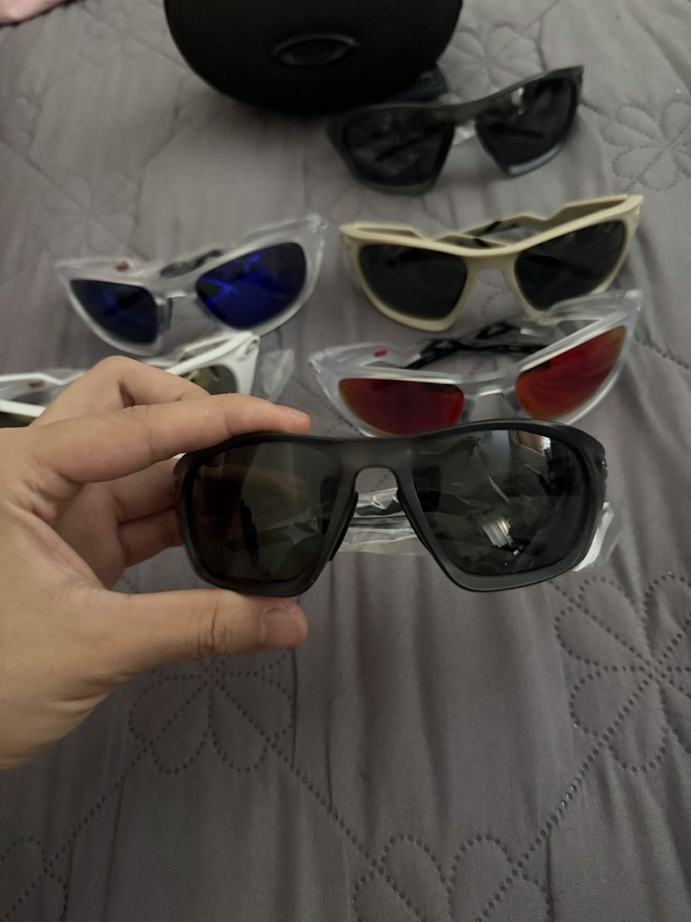 Oakley Men’s Black Wrapped Sport Sunglasses